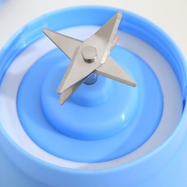 00c711be-ac34-458a-8829-e7d8fff6f234.jpg Portable Electric Fruit Juicer Wireless USB Rechargeable Mini Mixer Multifunction Summer Smoothie Blender Machine Kitchen Supplies